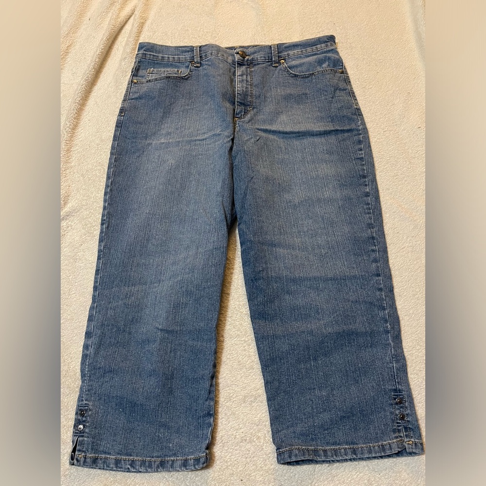 Gloria Vanderbilt Capri Slimming Effect Amanda Jeans 14
